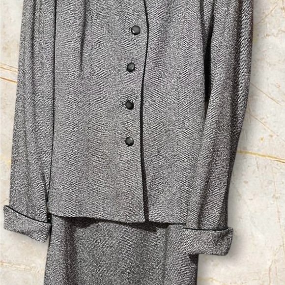 Talbots Classic Tweed Skirt Suit - Picture 4 of 15